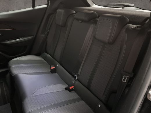 Peugeot 2008 1.2 PureTech Allure Sport 131Pk (VIRTUAL COCKPIT, APPLE CARPLAY, 360 CAMERA, KEYLESS, LEDER, SPOR... ActivLease financial lease