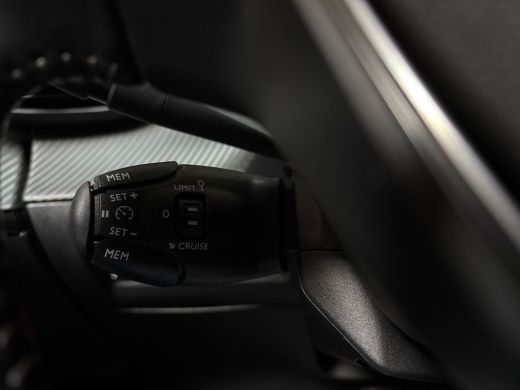 Peugeot 2008 1.2 PureTech Allure Sport 131Pk (VIRTUAL COCKPIT, APPLE CARPLAY, 360 CAMERA, KEYLESS, LEDER, SPOR... ActivLease financial lease