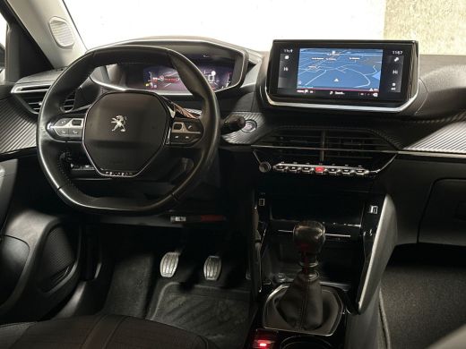 Peugeot 2008 1.2 PureTech Allure Sport 131Pk (VIRTUAL COCKPIT, APPLE CARPLAY, 360 CAMERA, KEYLESS, LEDER, SPOR... ActivLease financial lease
