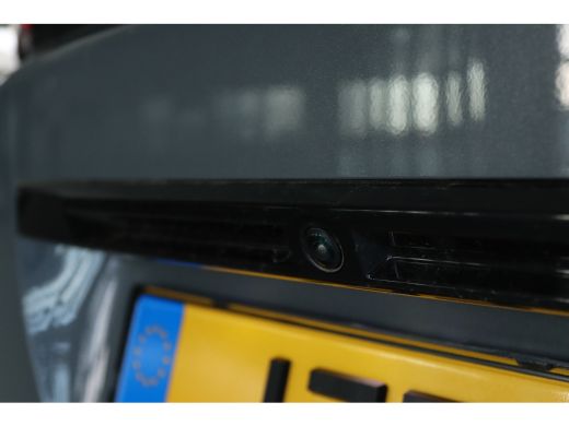 Peugeot 2008 1.2 Turbo 130-PK EAT8 Allure | Cruise Control | Camera | Navigatie | Carplay | Climate | LED | LM... ActivLease financial lease