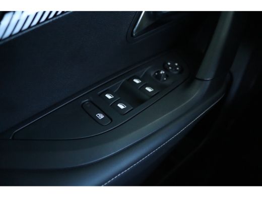 Peugeot 2008 1.2 Turbo 130-PK EAT8 Allure | Cruise Control | Camera | Navigatie | Carplay | Climate | LED | LM... ActivLease financial lease