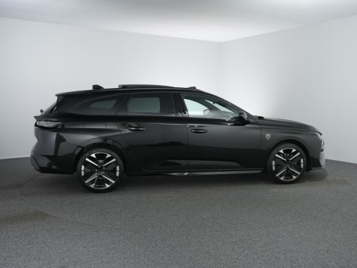 Peugeot 308 GT, (2024-F0) | Driver Sport Pack | Elektrische parkeerrem | Extra getinte achterste zijruiten en... ActivLease financial lease