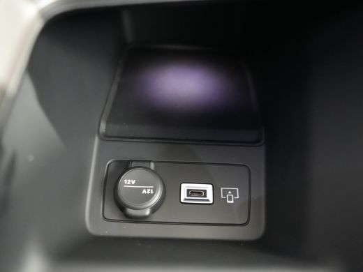 Peugeot 308 GT, (2024-F0) | Driver Sport Pack | Elektrische parkeerrem | Extra getinte achterste zijruiten en... ActivLease financial lease