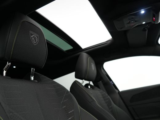 Peugeot 308 GT, (2024-F0) | Driver Sport Pack | Elektrische parkeerrem | Extra getinte achterste zijruiten en... ActivLease financial lease