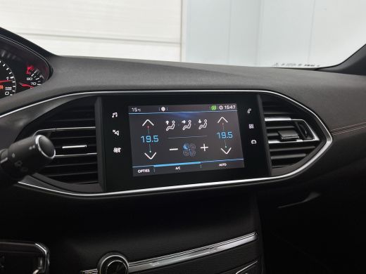 Peugeot 308 SW 1.5 HDi GT-Line *Distributie vv. bij 59.000 km* / Panoramadak / Pdc+Camera / Xenon / Navigatie... ActivLease financial lease