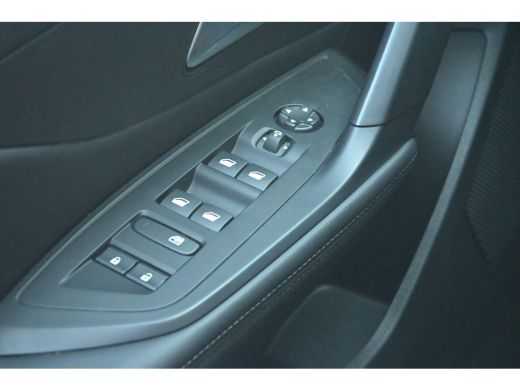 Peugeot 408 1.2 Hybrid 145 e-DCS6 Allure | Adaptive Cruise | Navigatie | Achteruitrijcamera | Climate Control... ActivLease financial lease