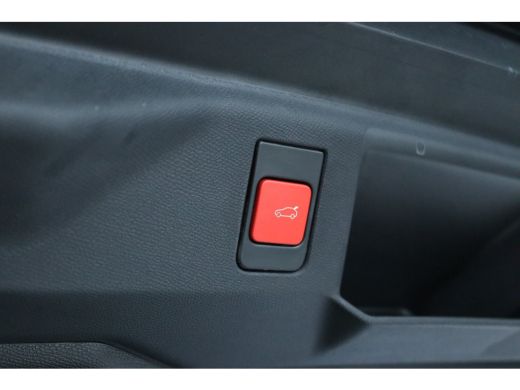 Peugeot 5008 1.2 Hybrid 145 GT | ACTIE | 8 Jaar Garantie | Schuifdak | 7-Pers | Adapt. Cruise | Massage | 360 ... ActivLease financial lease