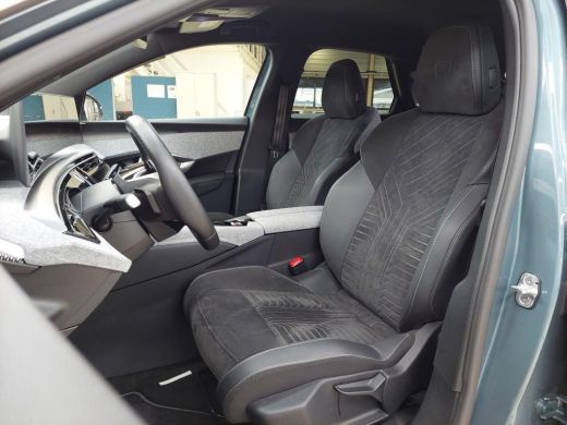 Peugeot e-3008 GT Avantage 210 73 kWh | Achterstoelen verwarmd | Achteruitrijcamera | Apple Carplay/Android Auto... ActivLease financial lease