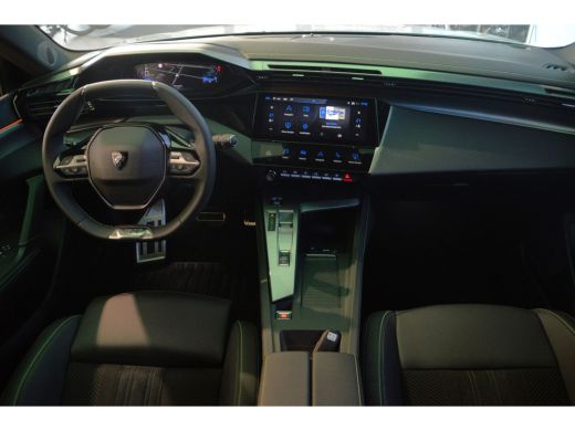 Peugeot e-308 GT | 8 jaar fabrieksgarantie of 160.000 kilometer op het accupakket | Achteruitrijcamera 180&deg; (Vi... ActivLease financial lease