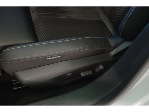 Peugeot e-308 GT | 8 jaar fabrieksgarantie of 160.000 kilometer op het accupakket | Achteruitrijcamera 180&deg; (Vi... ActivLease financial lease