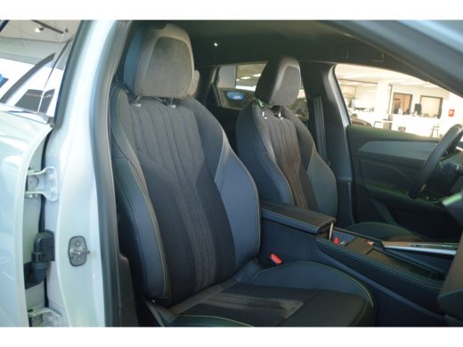 Peugeot e-308 GT | 8 jaar fabrieksgarantie of 160.000 kilometer op het accupakket | Achteruitrijcamera 180&deg; (Vi... ActivLease financial lease