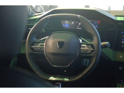 Peugeot e-308 GT | 8 jaar fabrieksgarantie of 160.000 kilometer op het accupakket | Achteruitrijcamera 180&deg; (Vi... ActivLease financial lease