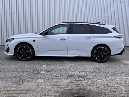 Peugeot e-308 GT | 8 jaar fabrieksgarantie of 160.000 kilometer op het accupakket | Achteruitrijcamera 180&deg; (Vi... ActivLease financial lease