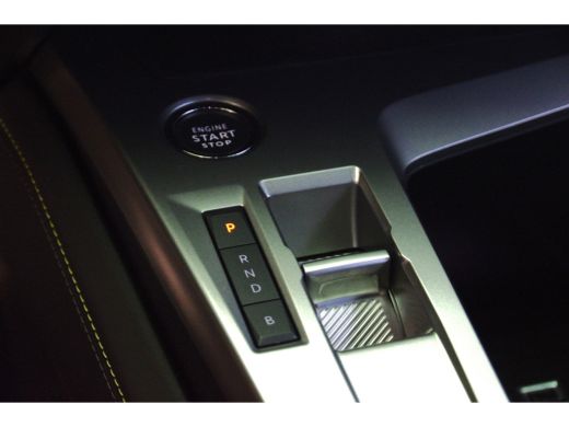 Peugeot e-308 GT | 8 jaar fabrieksgarantie of 160.000 kilometer op het accupakket | Achteruitrijcamera 180&deg; (Vi... ActivLease financial lease