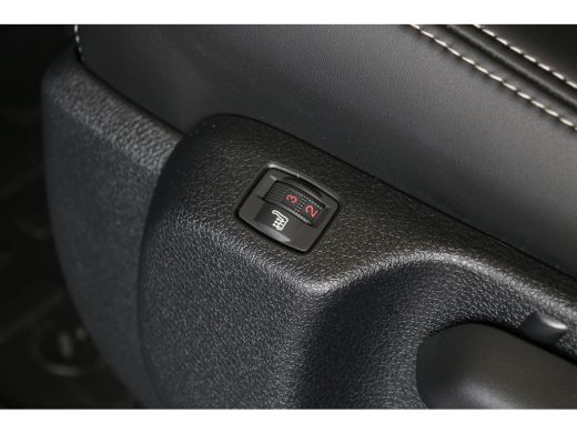 Peugeot e-Expert EV L2 75 kWh | STX | Stoel-stuurverwarming | LED | Achteruitrijcamera | PDC | | STX | Stoel-stuur... ActivLease financial lease