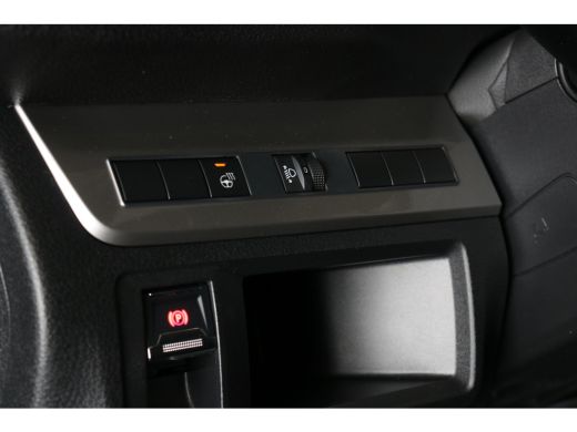 Peugeot e-Expert EV L2 75 kWh | STX | Stoel-stuurverwarming | LED | Achteruitrijcamera | PDC | | STX | Stoel-stuur... ActivLease financial lease