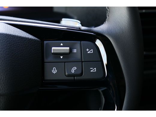 Peugeot e-Expert EV L3 136PK 75KWH STX / LED / CLIMA / PDC / CAMERA / APPLE-ANDROID AUTO / KEYLESS / STOEL-STUURVE... ActivLease financial lease