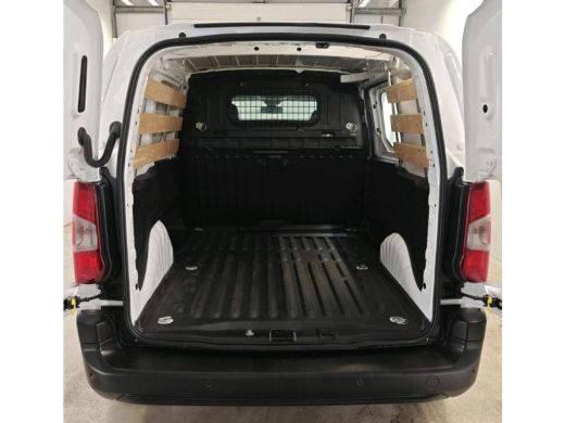 Peugeot Partner 1.2 Benzine 111PK Euro6 Premium / Airco / Navigatie / Cruise-ctr. / Schuifdeur + Raam / Radio mul... ActivLease financial lease