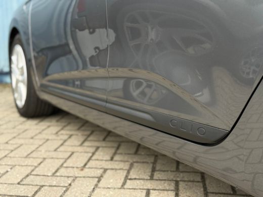 Renault Clio 1.0 TCe 90 GPF evolution DAB | Airco | Cruise control | Apple carlplay & Android auto ActivLease financial lease