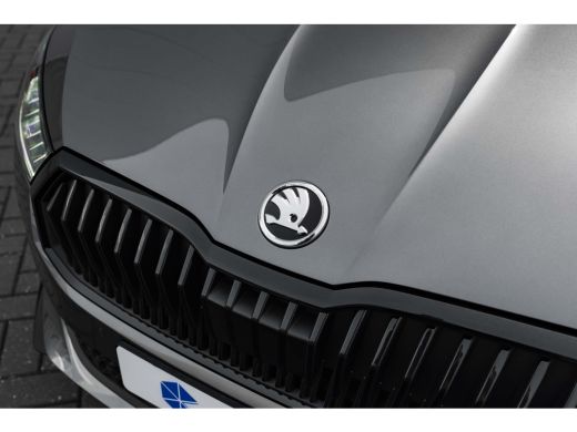 Skoda Fabia Monte Carlo | Achteruitrijcamera | Cruise control met speedlimiter | Driver Activity Assistant, v... ActivLease financial lease