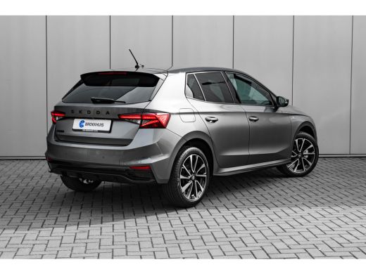 Skoda Fabia Monte Carlo | Achteruitrijcamera | Cruise control met speedlimiter | Driver Activity Assistant, v... ActivLease financial lease