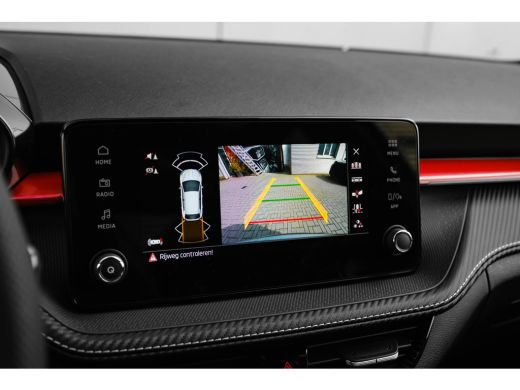 Skoda Fabia Monte Carlo | Achteruitrijcamera | Cruise control met speedlimiter | Driver Activity Assistant, v... ActivLease financial lease