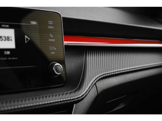 Skoda Fabia Monte Carlo | Achteruitrijcamera | Cruise control met speedlimiter | Driver Activity Assistant, v... ActivLease financial lease