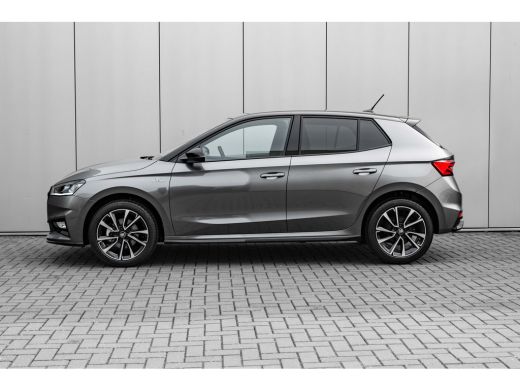 Skoda Fabia Monte Carlo | Achteruitrijcamera | Cruise control met speedlimiter | Driver Activity Assistant, v... ActivLease financial lease