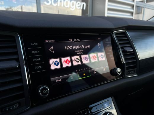 Skoda Kodiaq 1.5 TSI 150 pk Business Edition 7-DSG | Wegklapbare Trekhaak | Elektrische achterklep | Cruise co... ActivLease financial lease
