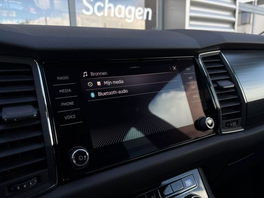 Skoda Kodiaq 1.5 TSI 150 pk Business Edition 7-DSG | Wegklapbare Trekhaak | Elektrische achterklep | Cruise co... ActivLease financial lease
