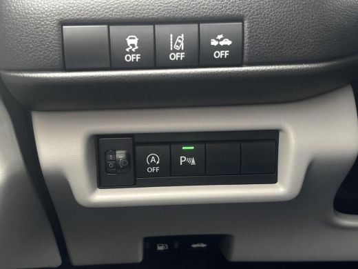 Suzuki Swift 1.2 Select Smart Hybrid Automaat | GEEN AFLEVERKOSTEN | Apple Carplay & Android Auto | Parkeersen... ActivLease financial lease