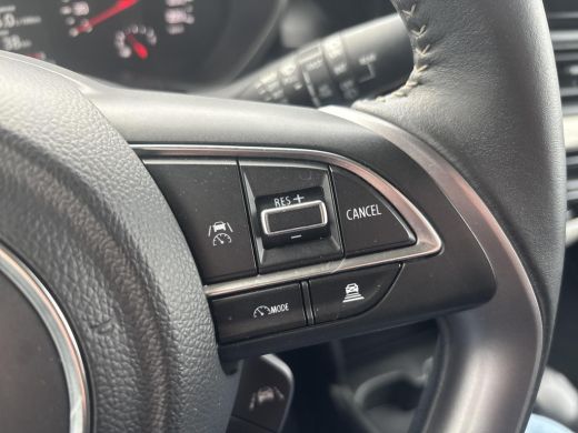 Suzuki Swift 1.2 Select Smart Hybrid Automaat | GEEN AFLEVERKOSTEN | Apple Carplay & Android Auto | Parkeersen... ActivLease financial lease