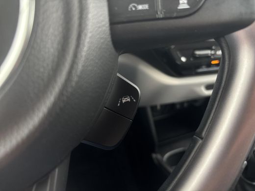 Suzuki Swift 1.2 Select Smart Hybrid Automaat | GEEN AFLEVERKOSTEN | Apple Carplay & Android Auto | Parkeersen... ActivLease financial lease