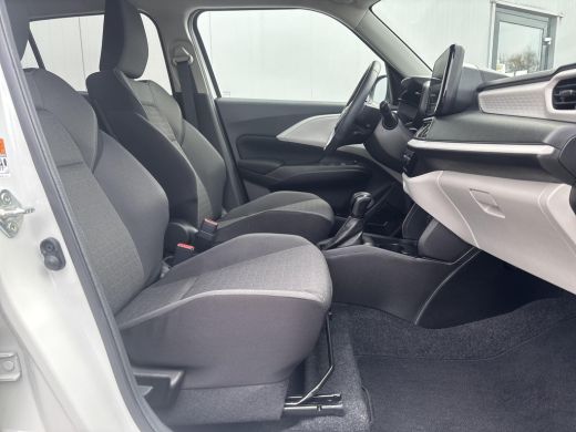 Suzuki Swift 1.2 Select Smart Hybrid Automaat | GEEN AFLEVERKOSTEN | Apple Carplay & Android Auto | Parkeersen... ActivLease financial lease