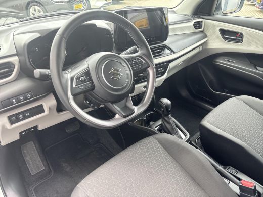 Suzuki Swift 1.2 Select Smart Hybrid Automaat | GEEN AFLEVERKOSTEN | Apple Carplay & Android Auto | Parkeersen... ActivLease financial lease