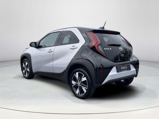 Toyota Aygo Hybrid 115 pulse | &euro; 1.000 extra inruilwaarde | ActivLease financial lease