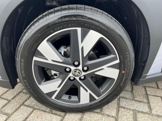 Toyota Aygo Hybrid 115 pulse | &euro; 1.000 extra inruilwaarde | ActivLease financial lease