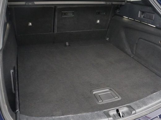 Toyota Corolla 2.0 Hybrid GR-Sport | Leder/Alcantara | Stoelverwarming | Trekhaak | Sportstoelen | Camera | Carp... ActivLease financial lease