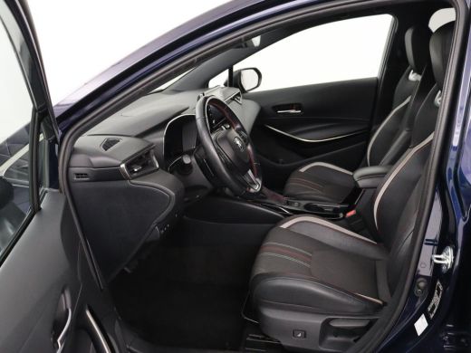 Toyota Corolla 2.0 Hybrid GR-Sport | Leder/Alcantara | Stoelverwarming | Trekhaak | Sportstoelen | Camera | Carp... ActivLease financial lease
