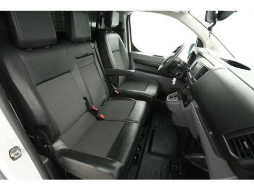 Toyota ProAce Standard Range L2H1 50 kWh | SOH 94% | Snelladen | Airco | Cruise | 3-Zits | Carplay | Navigatie ActivLease financial lease