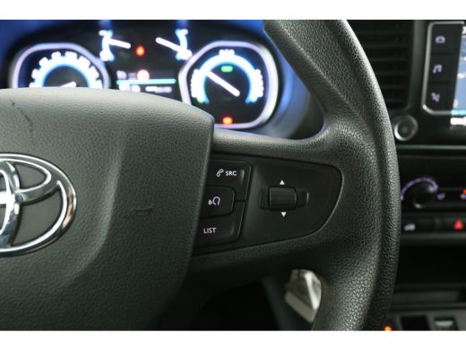 Toyota ProAce Standard Range L2H1 50 kWh | SOH 94% | Snelladen | Airco | Cruise | 3-Zits | Carplay | Navigatie ActivLease financial lease