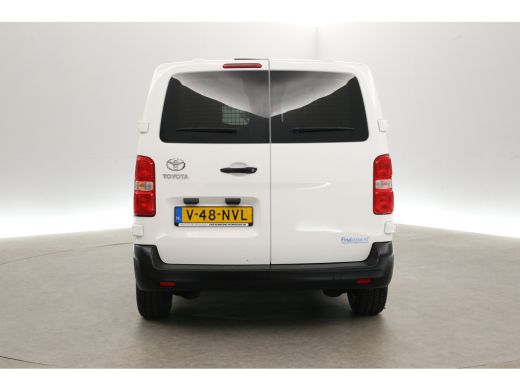 Toyota ProAce Standard Range L2H1 50 kWh | SOH 94% | Snelladen | Airco | Cruise | 3-Zits | Carplay | Navigatie ActivLease financial lease