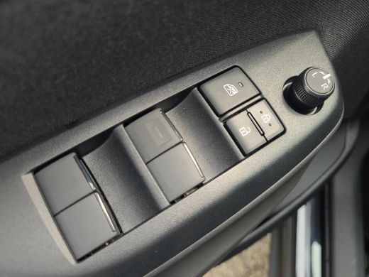 Toyota Yaris Cross 1.5 Hybrid 130 Dynamic | Demo Voordeel | ActivLease financial lease