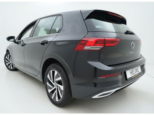 Volkswagen Golf 1.4 eHybrid 204PK DSG STYLE CAMERA/CARPLAY/SFEERVERL. ActivLease financial lease