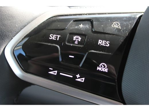 Volkswagen ID. Buzz Cargo Cargo Bulli Edition 79 kWh 250kW /340 PK | Airstop banden 235/50 R20 104 T XL v&oacute;&oacute;r en 265 / 45 R2... ActivLease financial lease