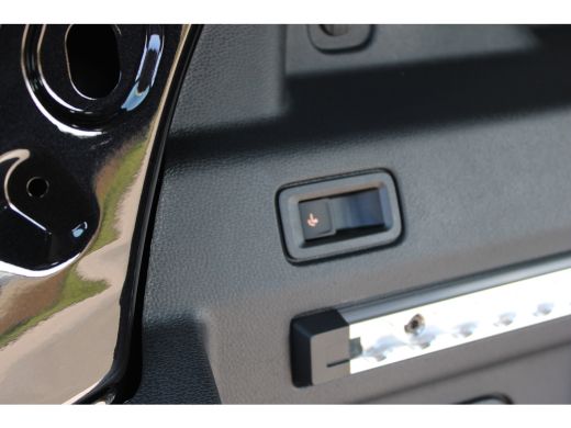 Volkswagen ID. Buzz Cargo Cargo Bulli Edition 79 kWh 250kW /340 PK | Airstop banden 235/50 R20 104 T XL v&oacute;&oacute;r en 265 / 45 R2... ActivLease financial lease