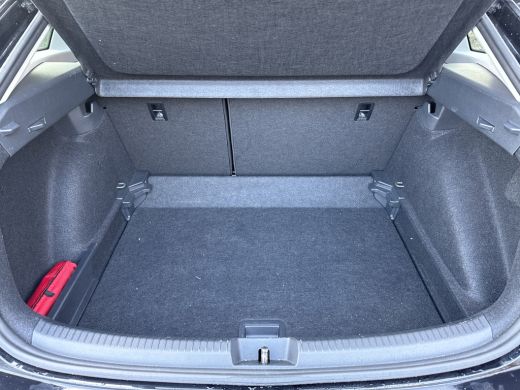 Volkswagen Taigo 110PK DSG LIFE MOVE CAMERA/ACC/NAVI ActivLease financial lease