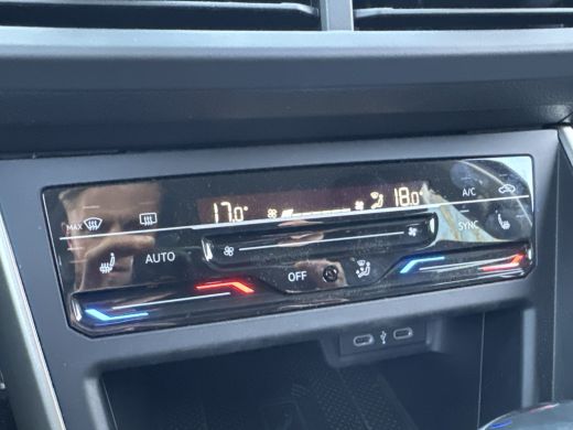 Volkswagen Taigo 110PK DSG LIFE MOVE CAMERA/ACC/NAVI ActivLease financial lease