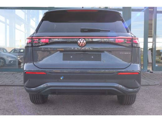Volkswagen Tayron Life Edition | Inclusief &euro;2000,- inruilvoordeel | Trekhaak | 'App-Connect' draadloze smartphone i... ActivLease financial lease