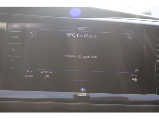 Volkswagen Transporter 2.0 TDI L2 H1 DC Bulli 2x Schuifdeur ActivLease financial lease